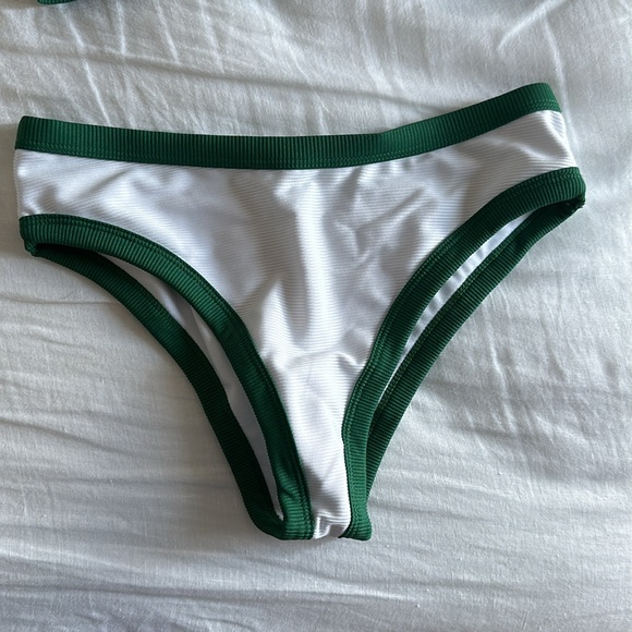 Bathing suit - Picture 4 of 5